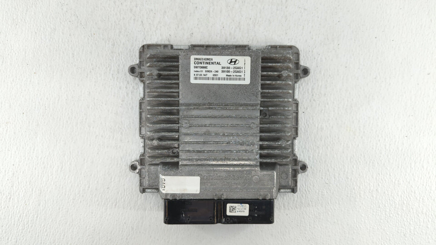 2014 Hyundai Santa Fe PCM Engine Control Computer ECU ECM PCU OEM P/N:39130-2GAG5 39130-2GAG1, 39100-2GAG1, 39130-2GAG2 Fits