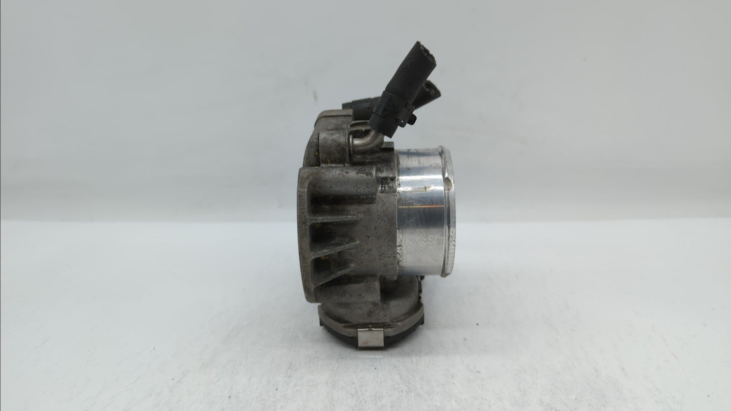 2014 Hyundai Santa Fe Throttle Body P/N:35100-2G700 Fits Fits 2011 2012 2013 2015 2016 OEM Used Auto Parts - Oemusedautopart