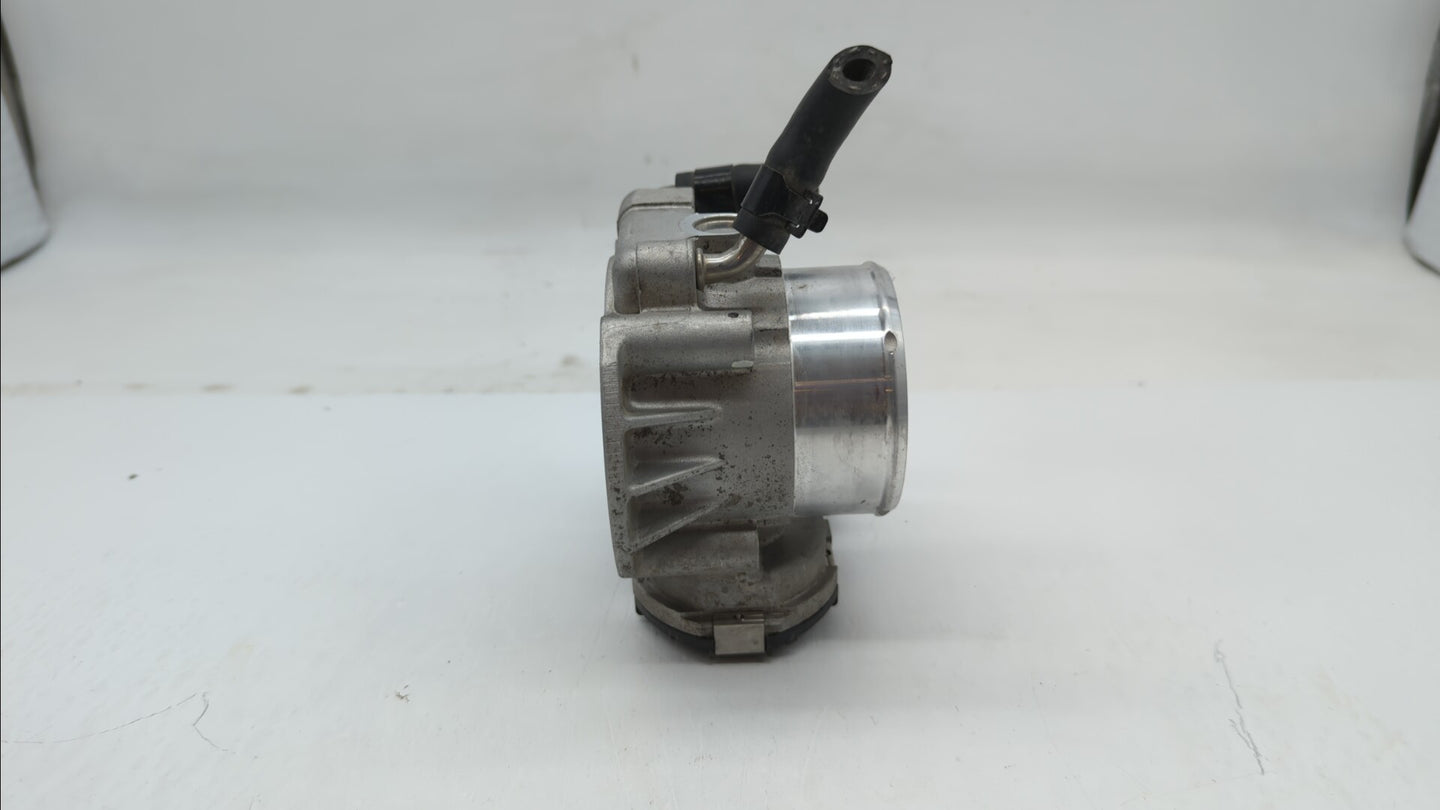 2014 Hyundai Santa Fe Throttle Body P/N:35100-2G700 Fits Fits 2011 2012 2013 2015 2016 OEM Used Auto Parts - Oemusedautopart
