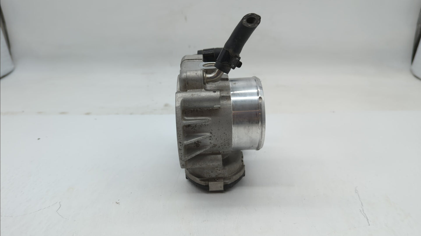 2014 Hyundai Santa Fe Throttle Body P/N:35100-2G700 Fits Fits 2011 2012 2013 2015 2016 OEM Used Auto Parts - Oemusedautopart