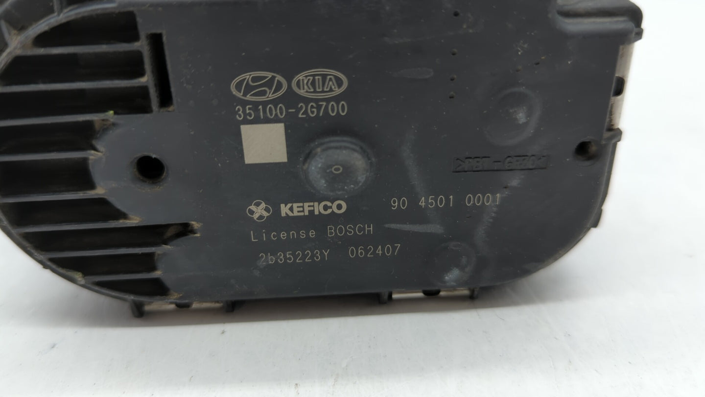 2014 Hyundai Santa Fe Throttle Body P/N:35100-2G700 Fits Fits 2011 2012 2013 2015 2016 OEM Used Auto Parts - Oemusedautopart