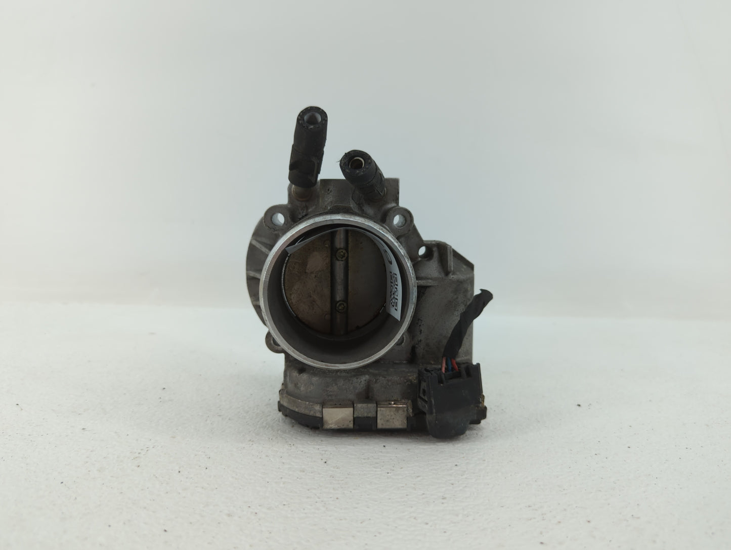 2014 Hyundai Santa Fe Throttle Body P/N:22030-0T080 35100-2G710 Fits Fits 2011 2012 2013 2015 2016 OEM Used Auto Parts - Oem