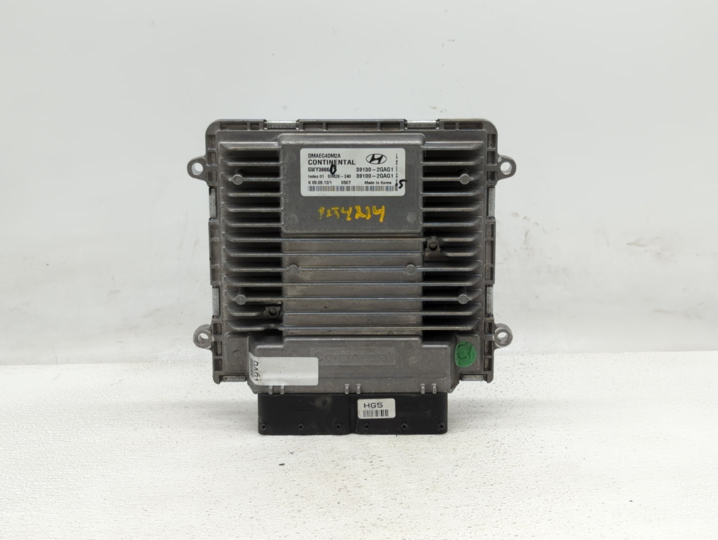 2014 Hyundai Santa Fe PCM Engine Control Computer ECU ECM PCU OEM P/N:39130-2GAG5 39130-2GAG1, 39100-2GAG1, 39130-2GAG2 Fits