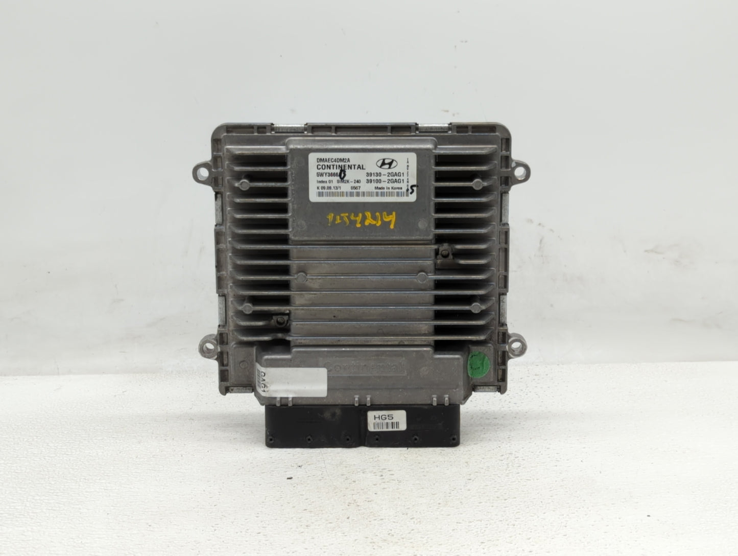 2014 Hyundai Santa Fe PCM Engine Control Computer ECU ECM PCU OEM P/N:39130-2GAG5 39130-2GAG1, 39100-2GAG1, 39130-2GAG2 Fits