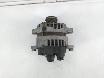 2014 Hyundai Santa Fe Alternator Replacement Generator Charging Assembly Engine OEM P/N:37300-2G850 Fits Fits 2015 OEM Used 
