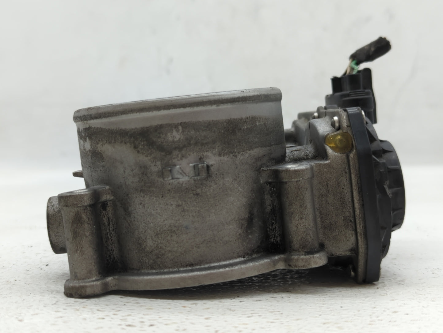2013-2018 Hyundai Santa Fe Throttle Body P/N:35100-3CAA0 Fits Fits 2012 2013 2014 2015 2016 2017 2018 OEM Used Auto Parts - 