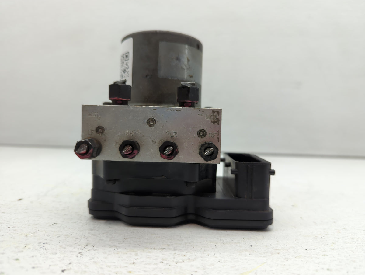 2013-2016 Hyundai Santa Fe Anti-Lock Brake ABS Pump Module Actuator OEM P/N:7APNGN3C Fits Fits 2013 2014 2015 2016 OEM Used 