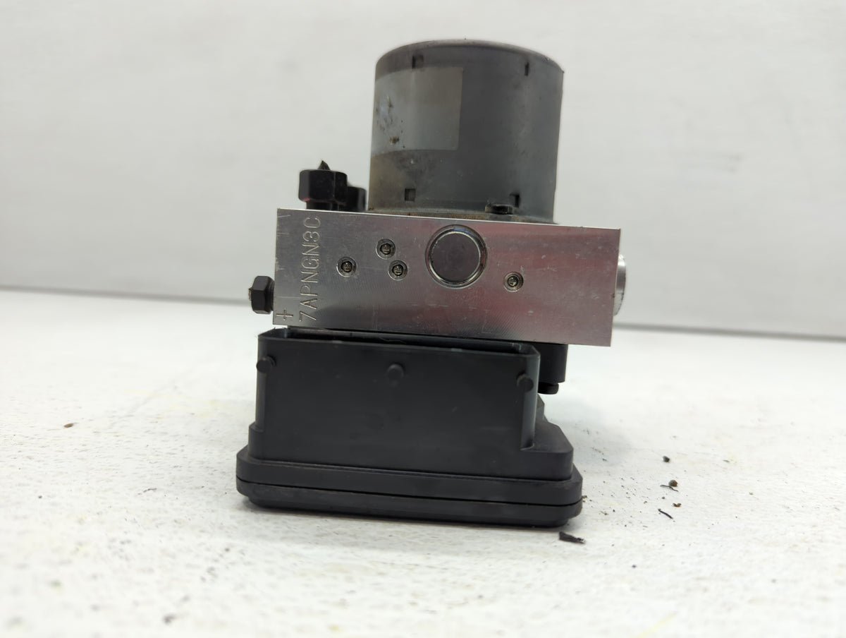 2013-2016 Hyundai Santa Fe Anti-Lock Brake ABS Pump Module Actuator OEM P/N:7APNGN3C Fits Fits 2013 2014 2015 2016 OEM Used 