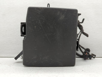 compare product 2014 Hyundai Santa Fe Fusebox Fuse Box Panel Relay Module P/N:VS912004Z271ZB Fits OEM Used Auto Parts