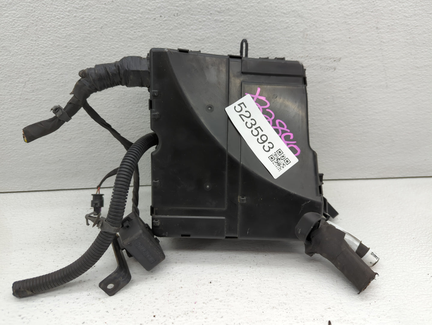 2014 Hyundai Santa Fe Fusebox Fuse Box Panel Relay Module P/N:VS912004Z271ZB Fits OEM Used Auto Parts - Oemusedautoparts1.co