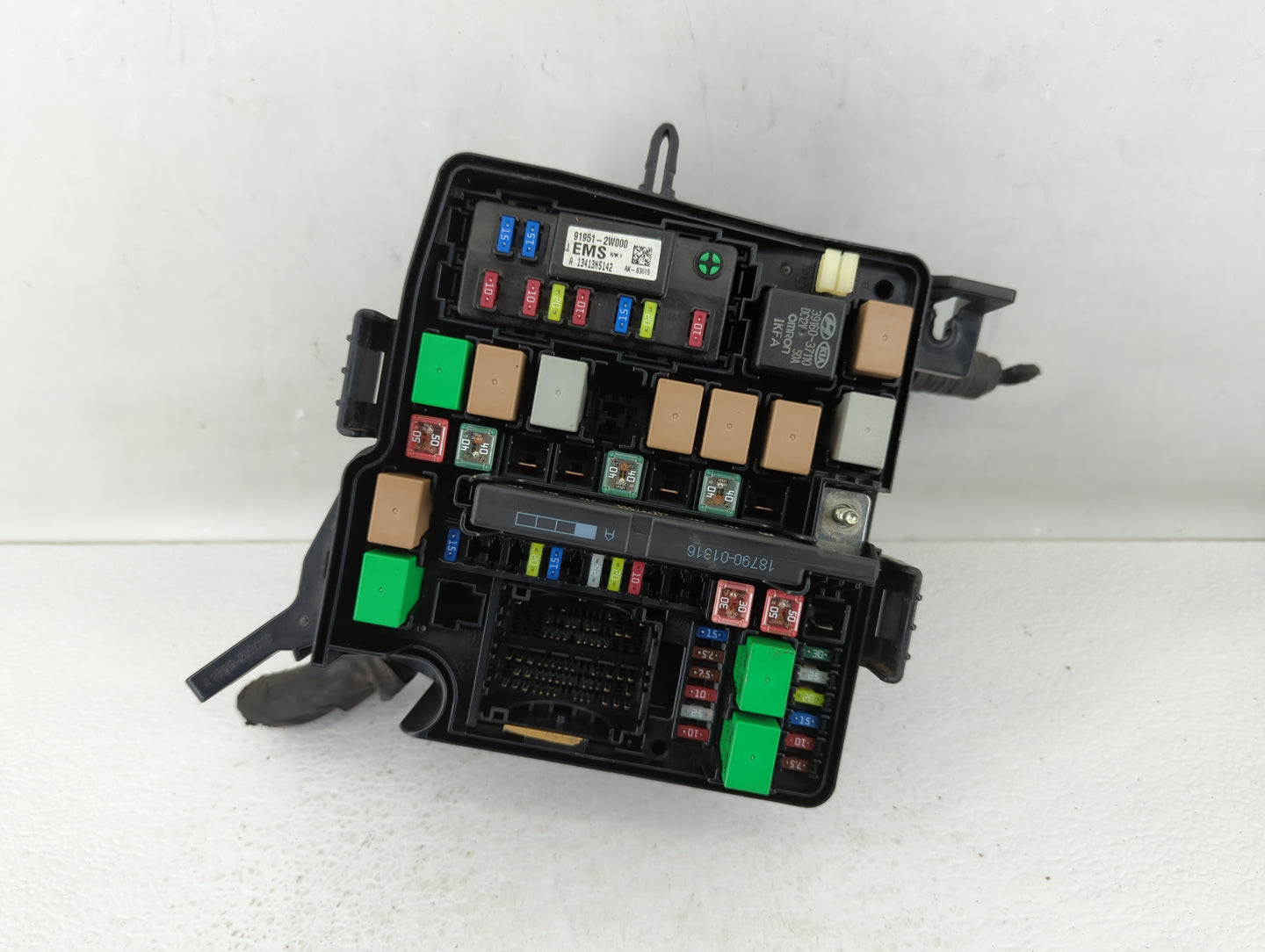 2014 Hyundai Santa Fe Fusebox Fuse Box Panel Relay Module P/N:91941-4Z010 91951-2W000 Fits OEM Used Auto Parts - Oemusedauto
