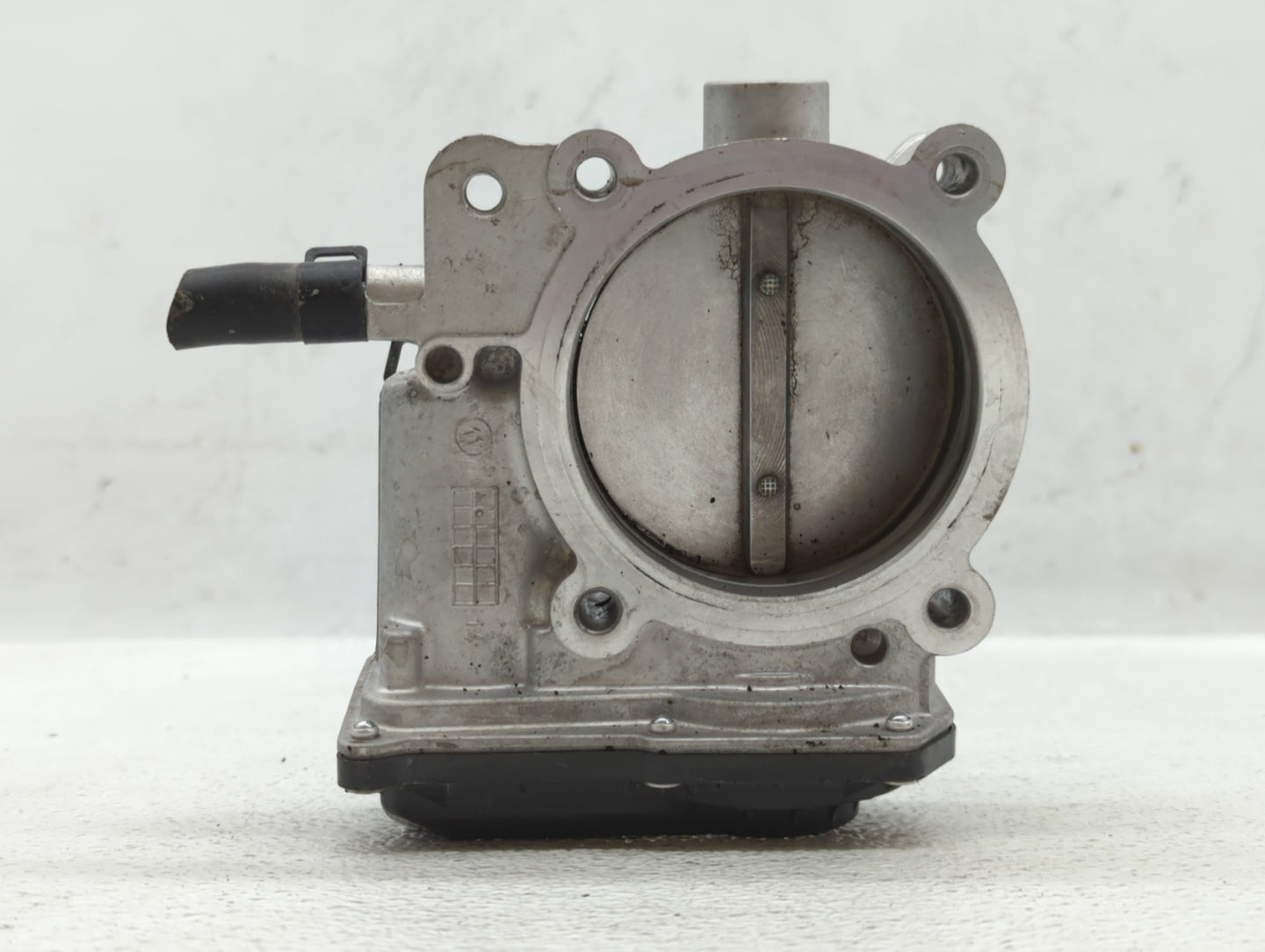 2013-2018 Hyundai Santa Fe Throttle Body P/N:35100-3CAA0 Fits Fits 2012 2013 2014 2015 2016 2017 2018 OEM Used Auto Parts - 