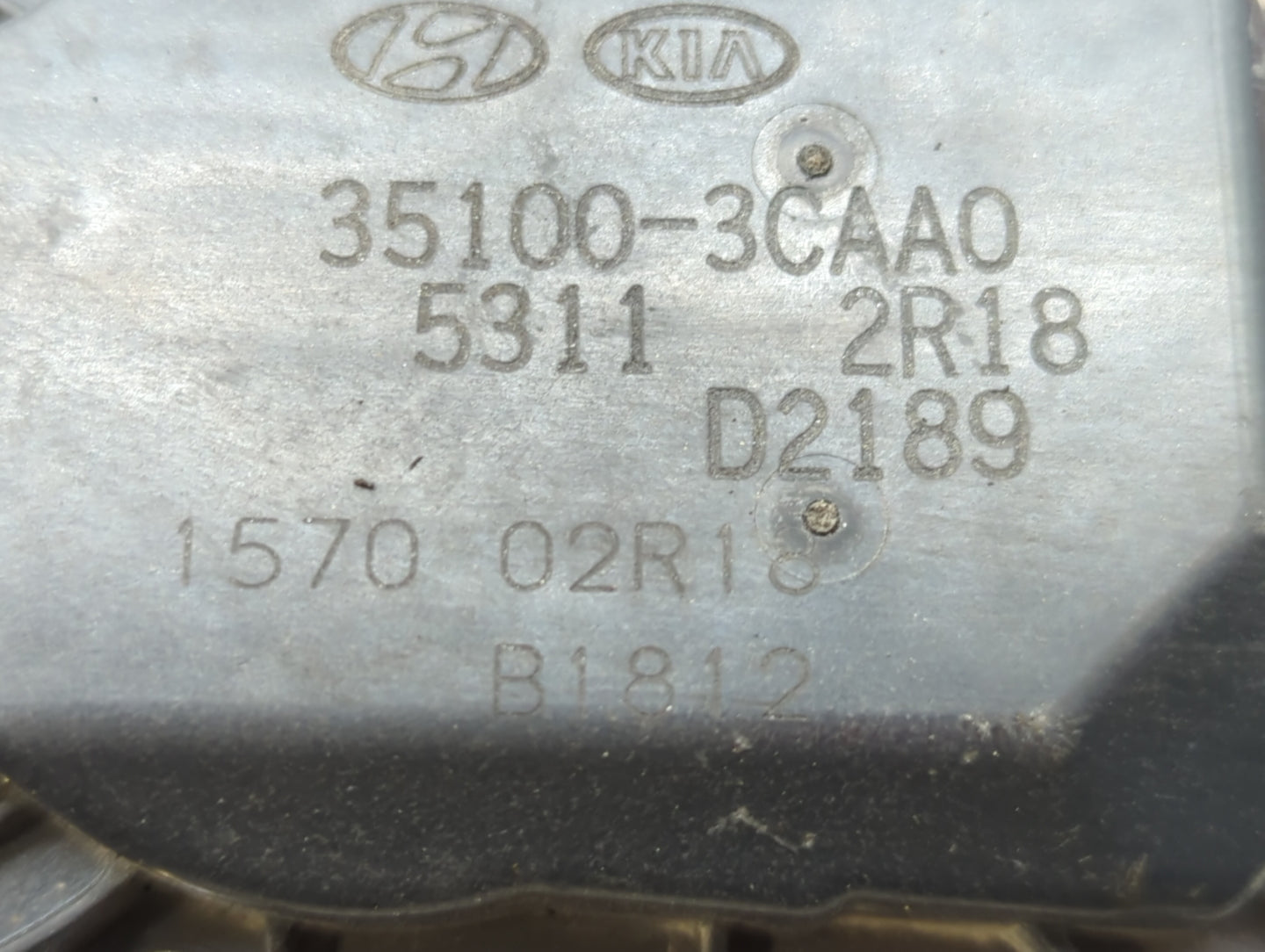2013-2018 Hyundai Santa Fe Throttle Body P/N:35100-3CAA0 Fits Fits 2012 2013 2014 2015 2016 2017 2018 OEM Used Auto Parts - 