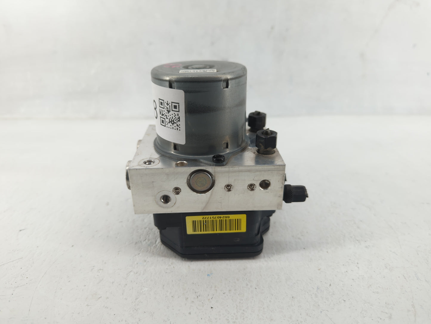 2013-2016 Hyundai Santa Fe ABS Pump Control Module Replacement P/N:58920-B8700 Fits Fits 2013 2014 2015 2016 OEM Used Auto P