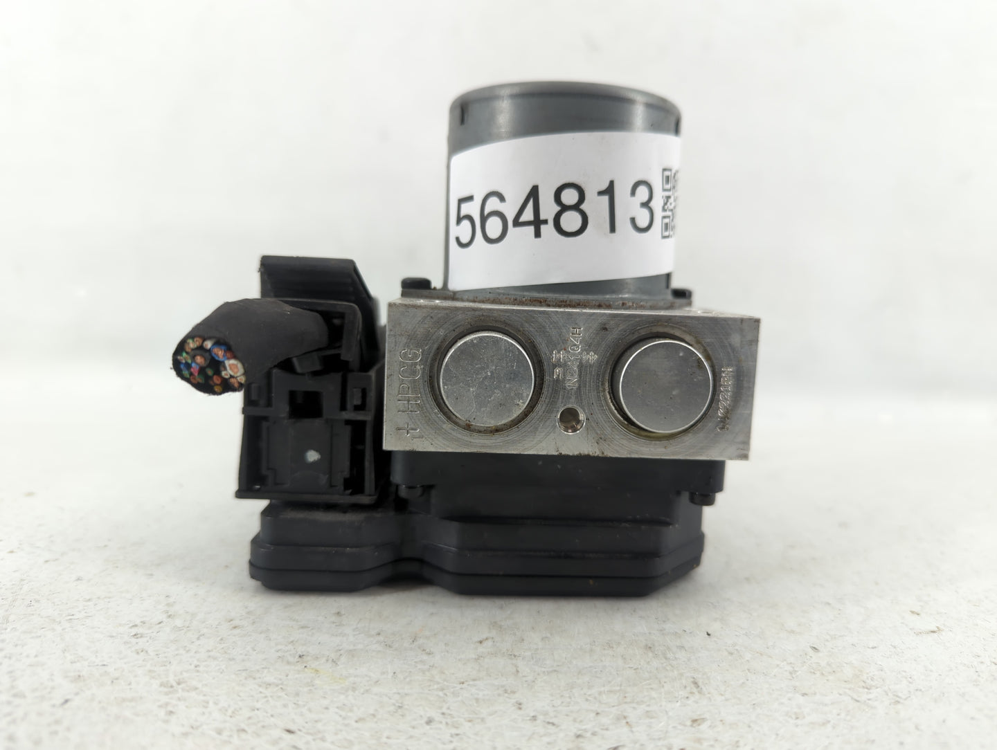 2013-2016 Hyundai Santa Fe ABS Pump Control Module Replacement P/N:58920-B8700 Fits Fits 2013 2014 2015 2016 OEM Used Auto P