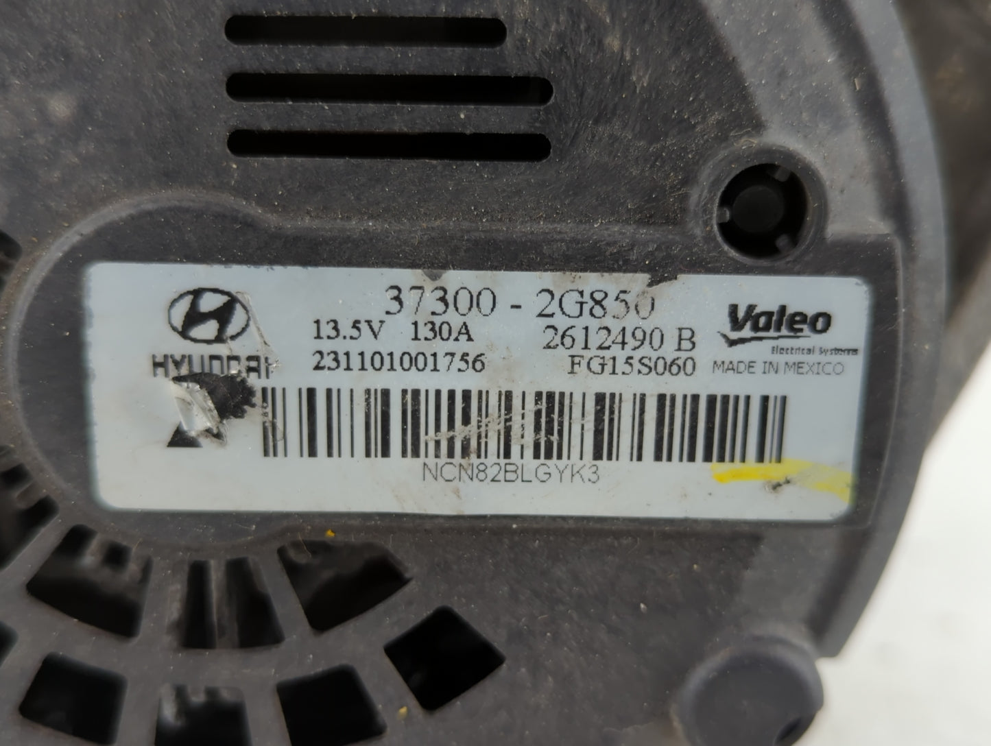 2014 Hyundai Santa Fe Alternator Replacement Generator Charging Assembly Engine OEM P/N:37300-2G850 Fits Fits 2015 OEM Used 