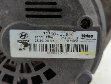2014 Hyundai Santa Fe Alternator Replacement Generator Charging Assembly Engine OEM P/N:37300-2G850 Fits Fits 2015 OEM Used Auto Parts