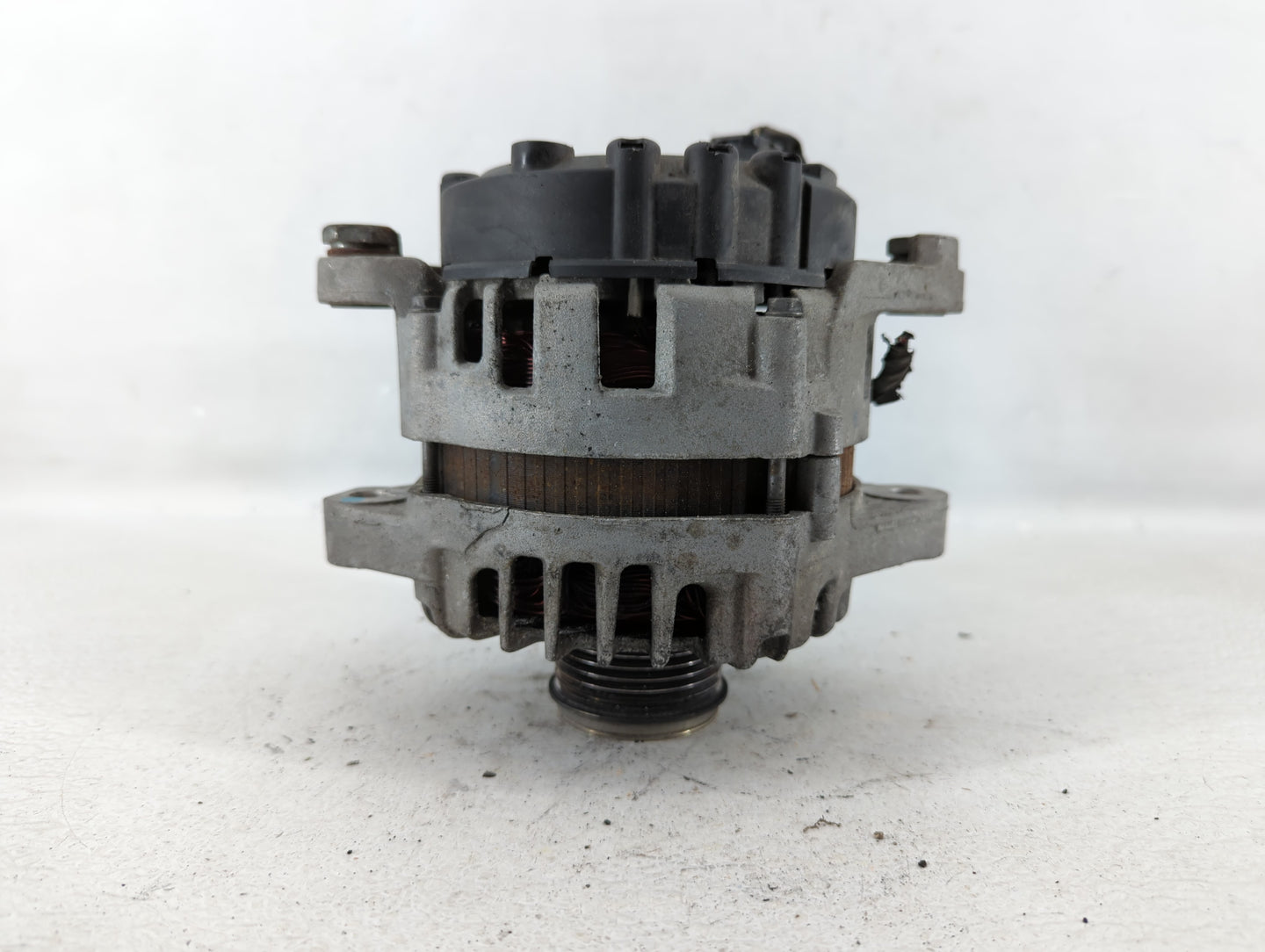 2014 Hyundai Santa Fe Alternator Replacement Generator Charging Assembly Engine OEM P/N:37300-2G850 Fits Fits 2015 OEM Used 