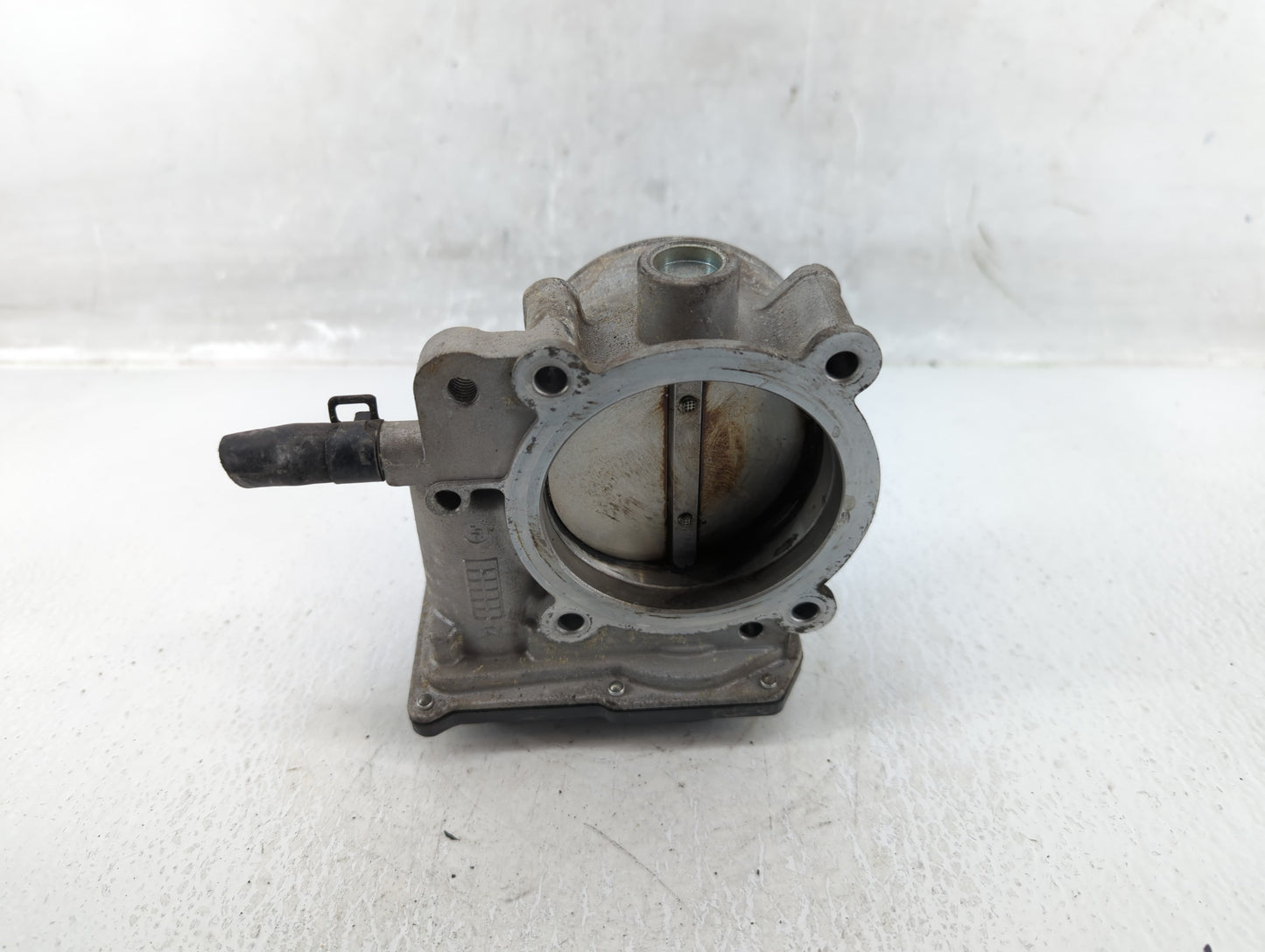 2013-2018 Hyundai Santa Fe Throttle Body P/N:35100-3CAA0 Fits Fits 2012 2013 2014 2015 2016 2017 2018 OEM Used Auto Parts - 