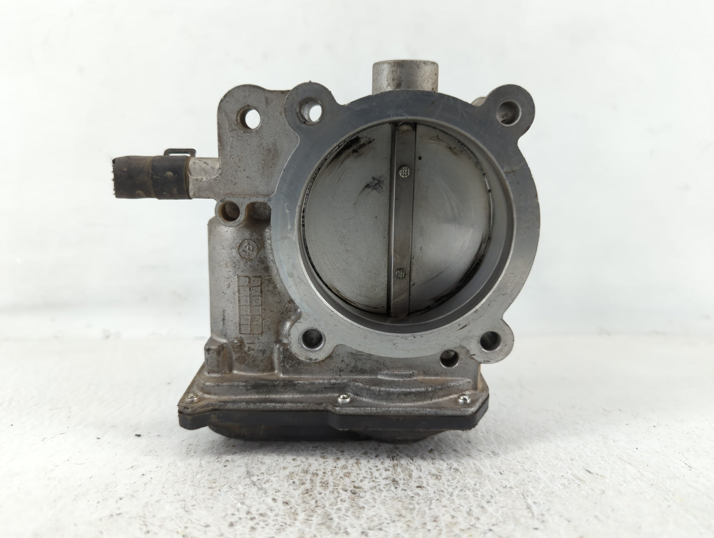 2013-2018 Hyundai Santa Fe Throttle Body P/N:35100-3CAA0 Fits Fits 2012 2013 2014 2015 2016 2017 2018 OEM Used Auto Parts - 