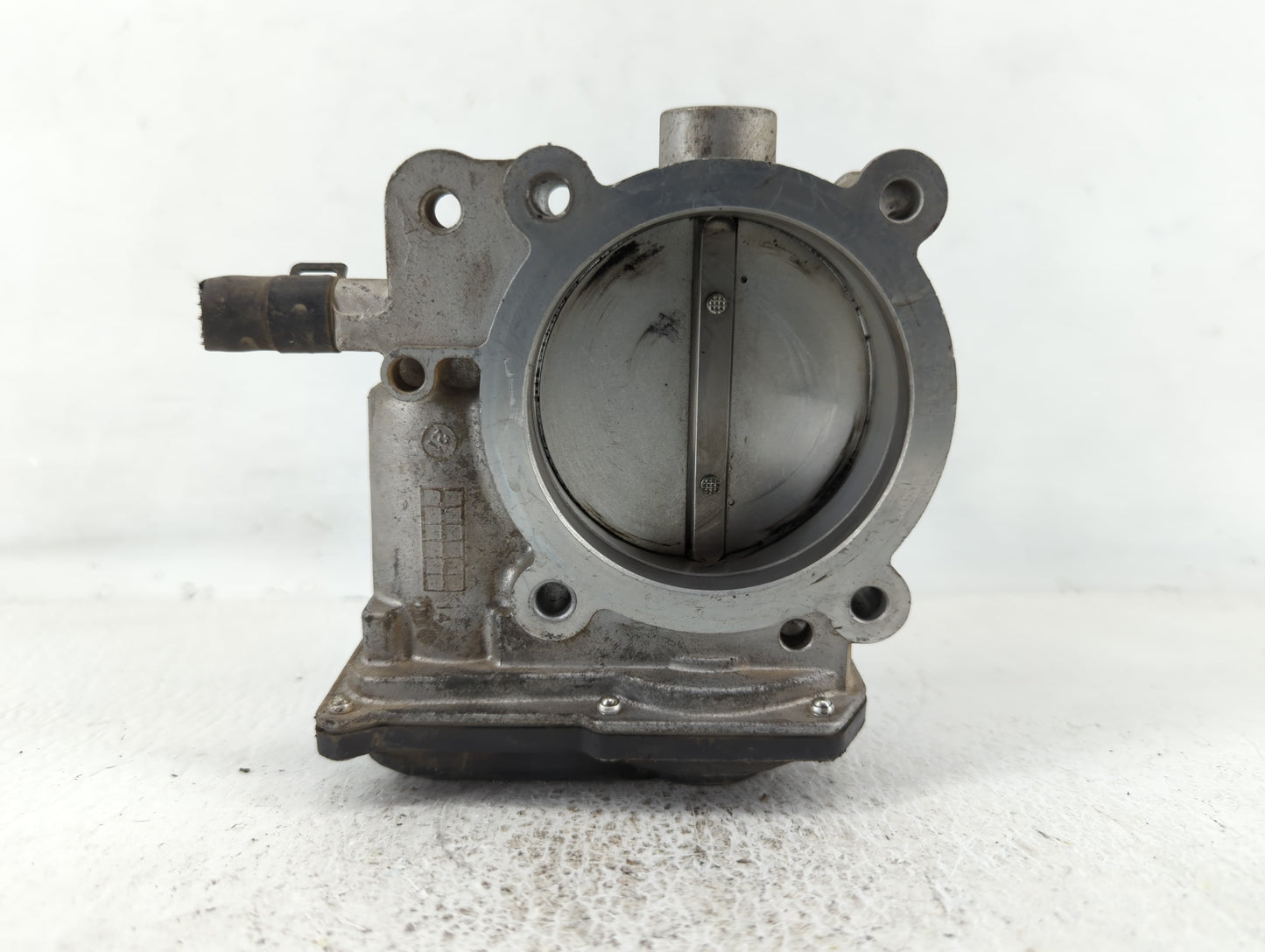 2013-2018 Hyundai Santa Fe Throttle Body P/N:35100-3CAA0 Fits Fits 2012 2013 2014 2015 2016 2017 2018 OEM Used Auto Parts - 