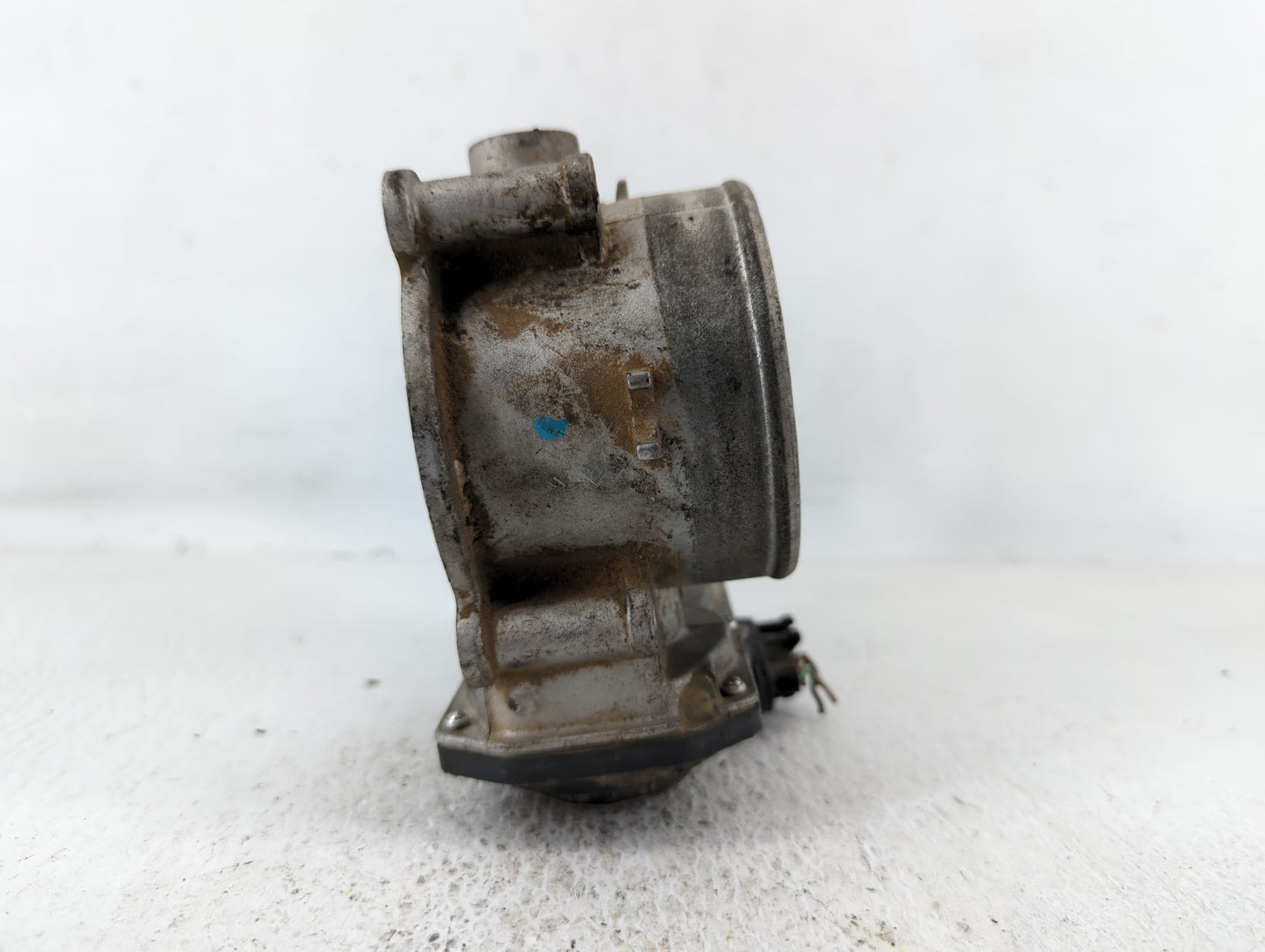 2013-2018 Hyundai Santa Fe Throttle Body P/N:35100-3CAA0 Fits Fits 2012 2013 2014 2015 2016 2017 2018 OEM Used Auto Parts - 