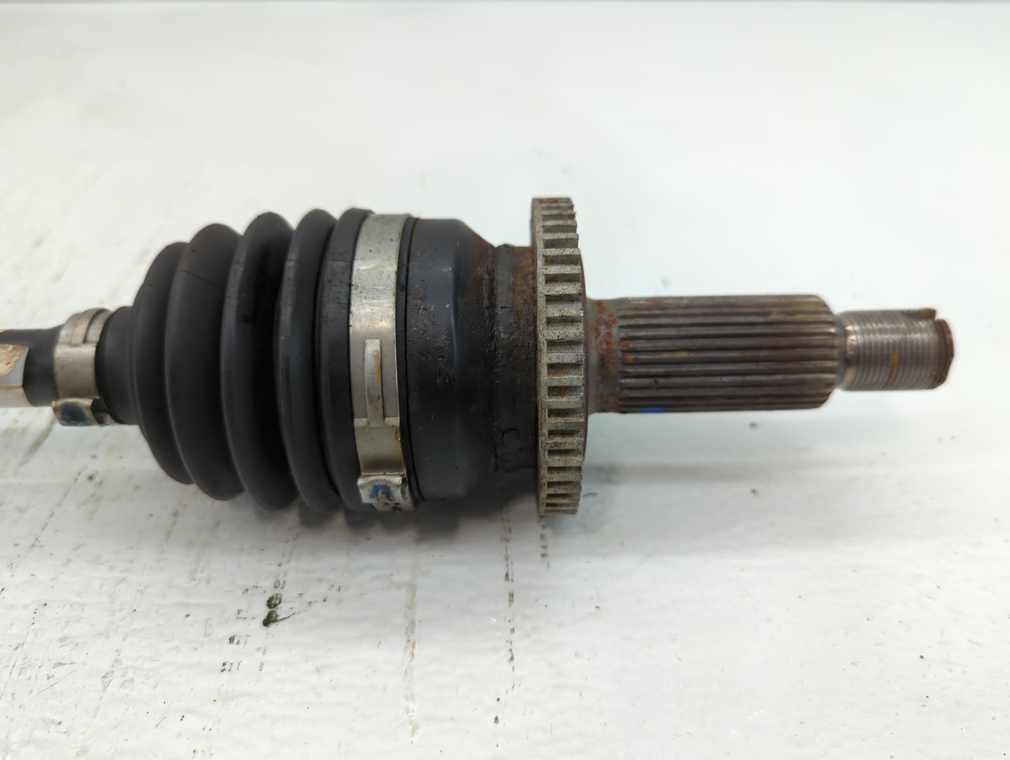 2013-2018 Hyundai Santa Fe Axle Shaft Front Driver Cv C/v - Oemusedautoparts1.com