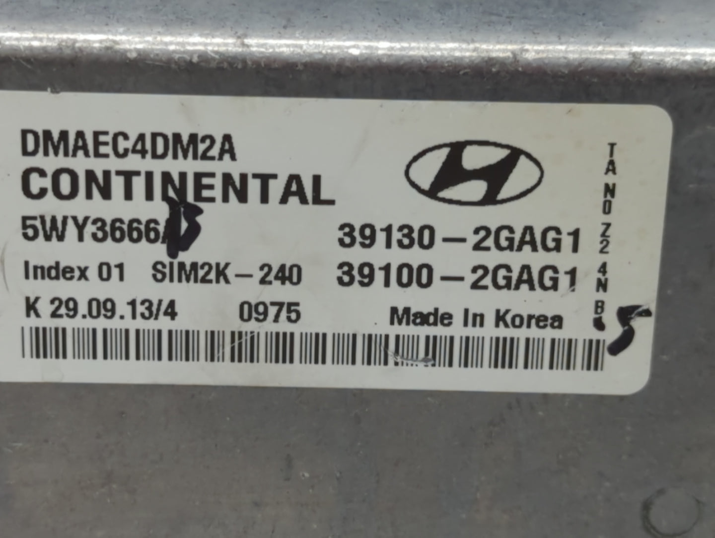 2014 Hyundai Santa Fe PCM Engine Control Computer ECU ECM PCU OEM P/N:39130-2GAG1 Fits OEM Used Auto Parts - Oemusedautopart