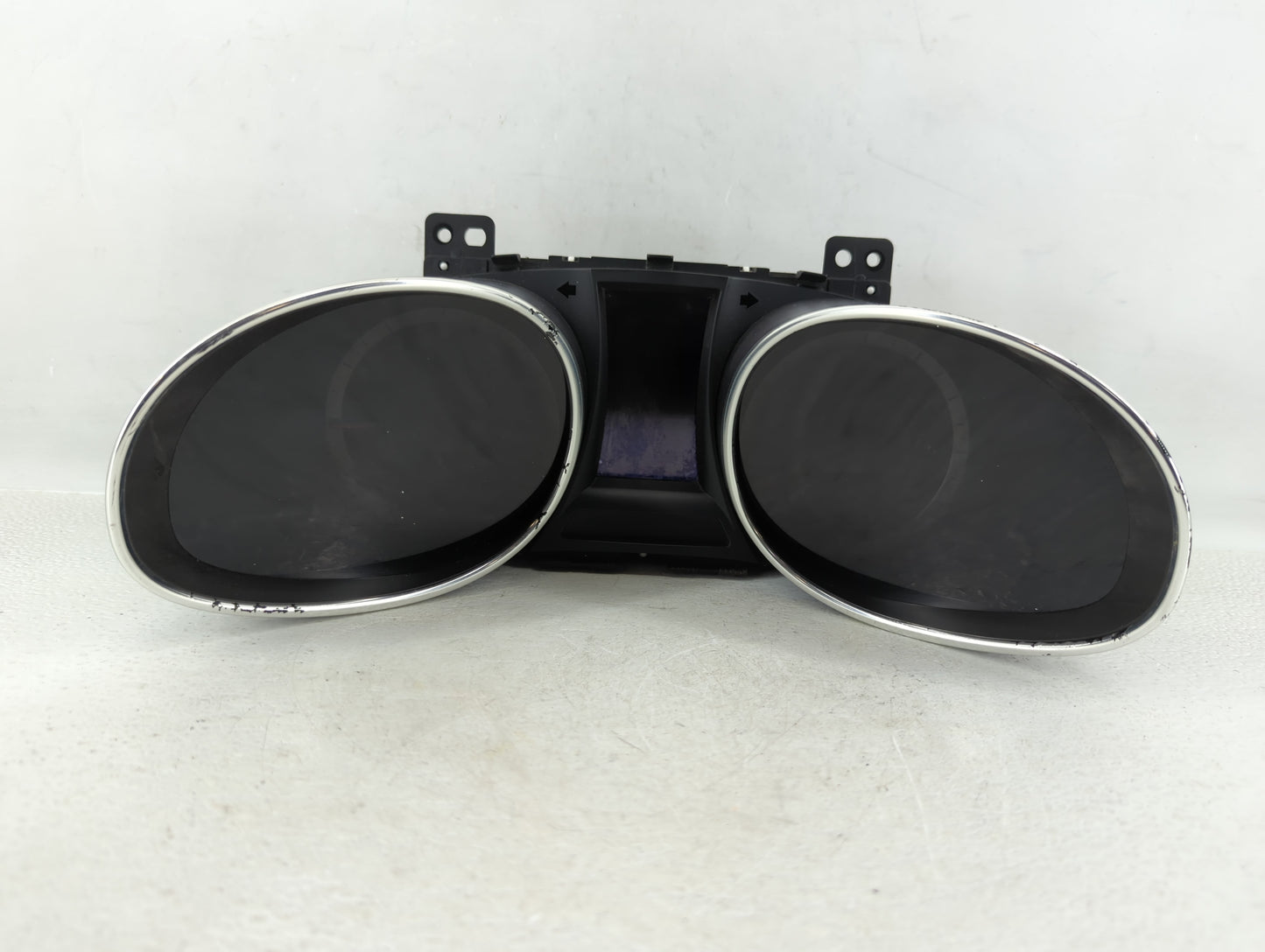 2014 Hyundai Santa Fe Instrument Cluster Speedometer Gauges P/N:94011-B8051 Fits OEM Used Auto Parts - Oemusedautoparts1.com