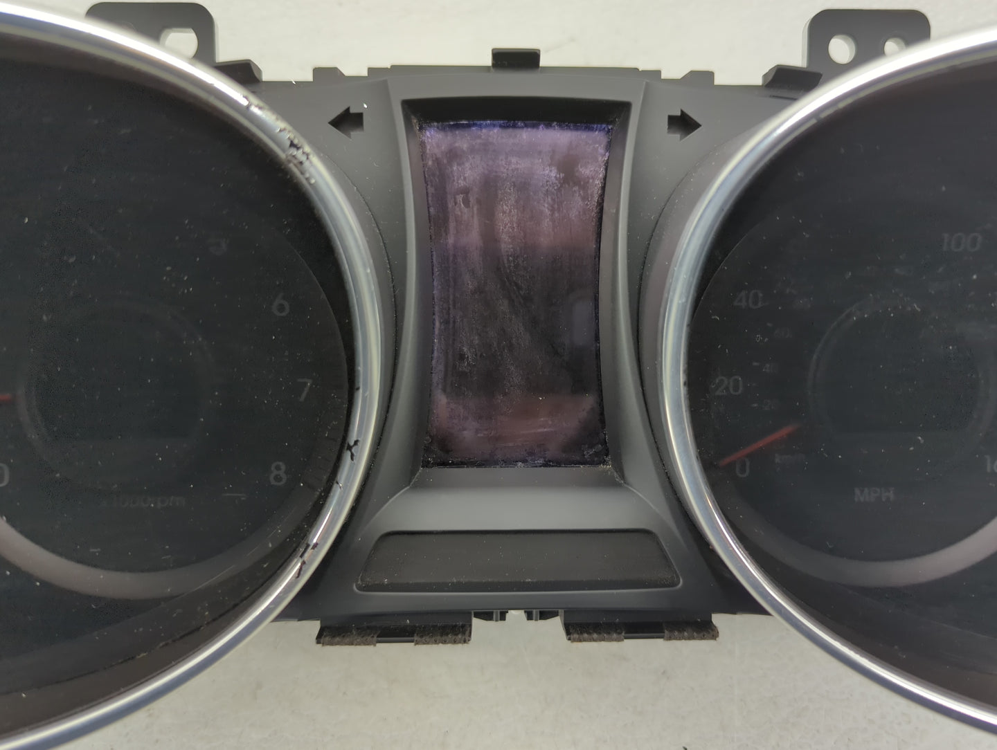 2014 Hyundai Santa Fe Instrument Cluster Speedometer Gauges P/N:94011-B8051 Fits OEM Used Auto Parts - Oemusedautoparts1.com