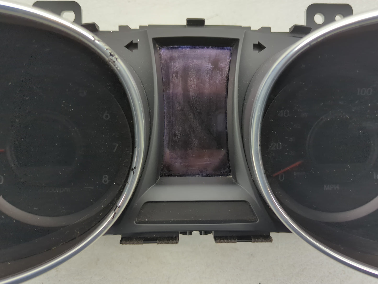 2014 Hyundai Santa Fe Instrument Cluster Speedometer Gauges P/N:94011-B8051 Fits OEM Used Auto Parts - Oemusedautoparts1.com