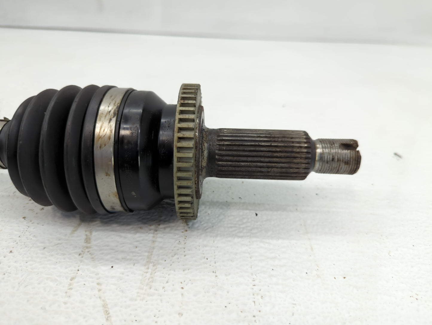 2013-2018 Hyundai Santa Fe Axle Shaft Front Driver Cv C/v - Oemusedautoparts1.com