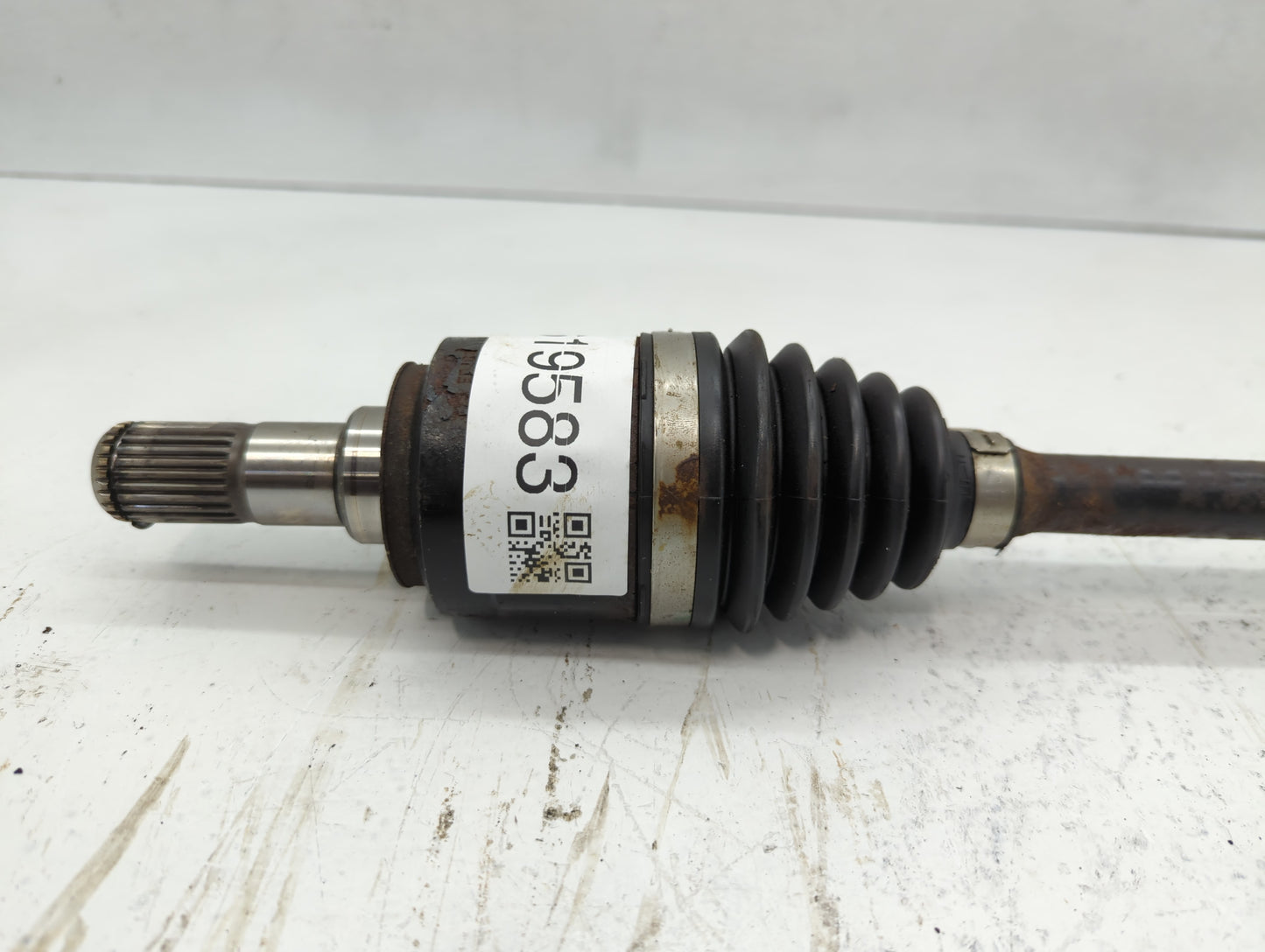 2013-2018 Hyundai Santa Fe Axle Shaft Front Driver Cv C/v - Oemusedautoparts1.com