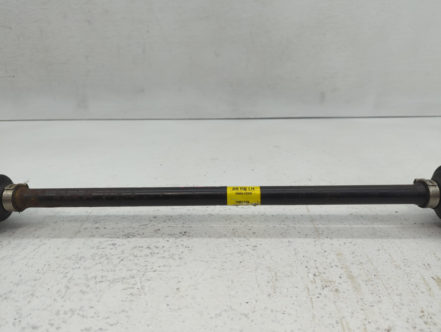 2013-2018 Hyundai Santa Fe Axle Shaft Front Driver Cv C/v - Oemusedautoparts1.com