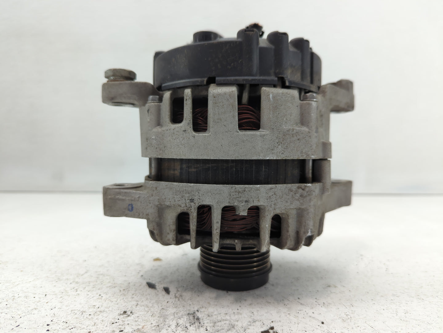 2014 Hyundai Santa Fe Alternator Replacement Generator Charging Assembly Engine OEM P/N:37300-2G800 2612017 B Fits OEM Used 