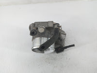 2014 Hyundai Santa Fe Throttle Body P/N:35100-2G700 Fits Fits 2011 2012 2013 2015 2016 OEM Used Auto Parts - Oemusedautopart