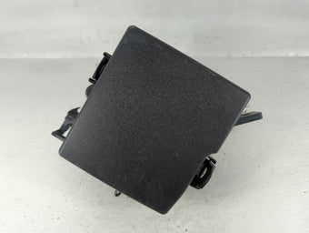 compare product 2014 Hyundai Santa Fe Fusebox Fuse Box Panel Relay Module P/N:91941-4Z011QQH Fits OEM Used Auto Parts