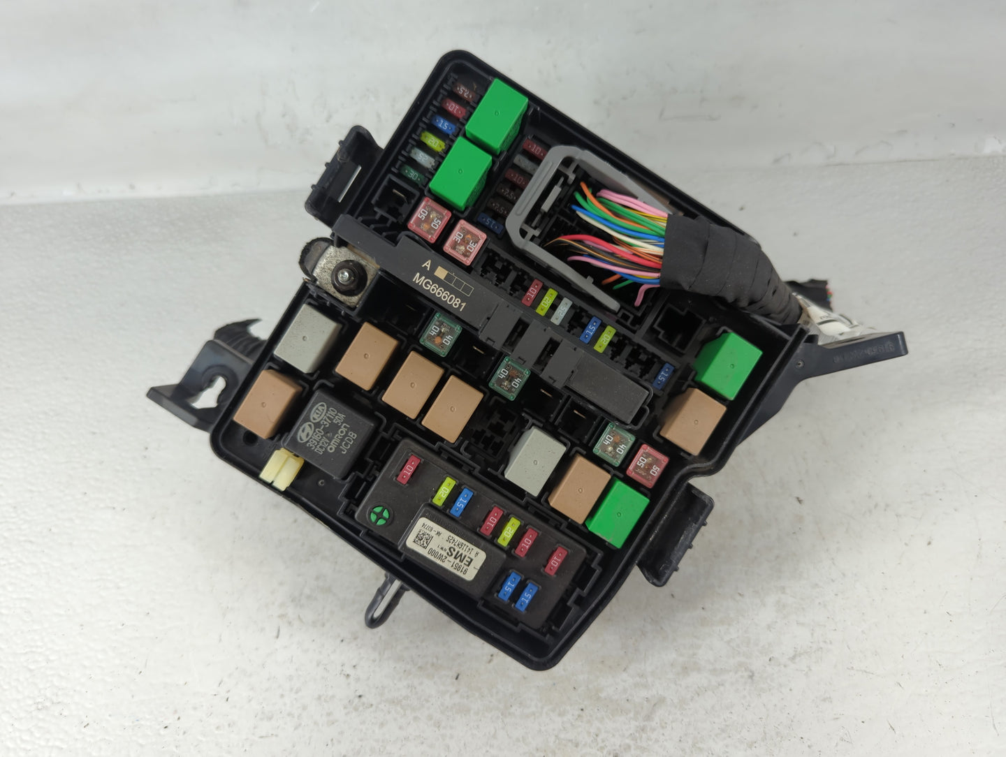 2014 Hyundai Santa Fe Fusebox Fuse Box Panel Relay Module P/N:91941-4Z011QQH Fits OEM Used Auto Parts - Oemusedautoparts1.co