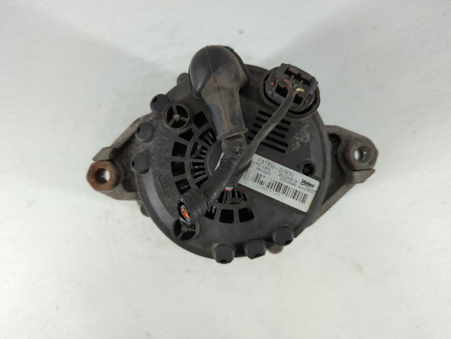 2014 Hyundai Santa Fe Alternator Replacement Generator Charging Assembly Engine OEM P/N:37300-2G850 Fits Fits 2015 OEM Used 