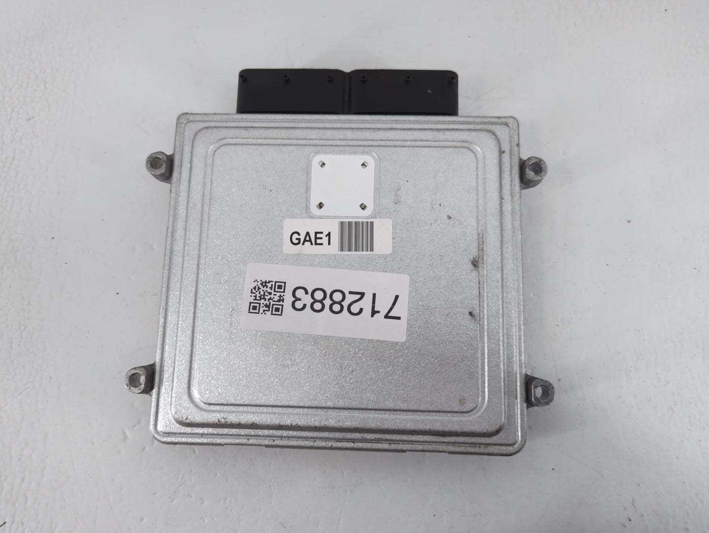 2014 Hyundai Santa Fe PCM Engine Control Computer ECU ECM PCU OEM P/N:39100-2GAE1 39130-2GAE1 Fits OEM Used Auto Parts - Oem