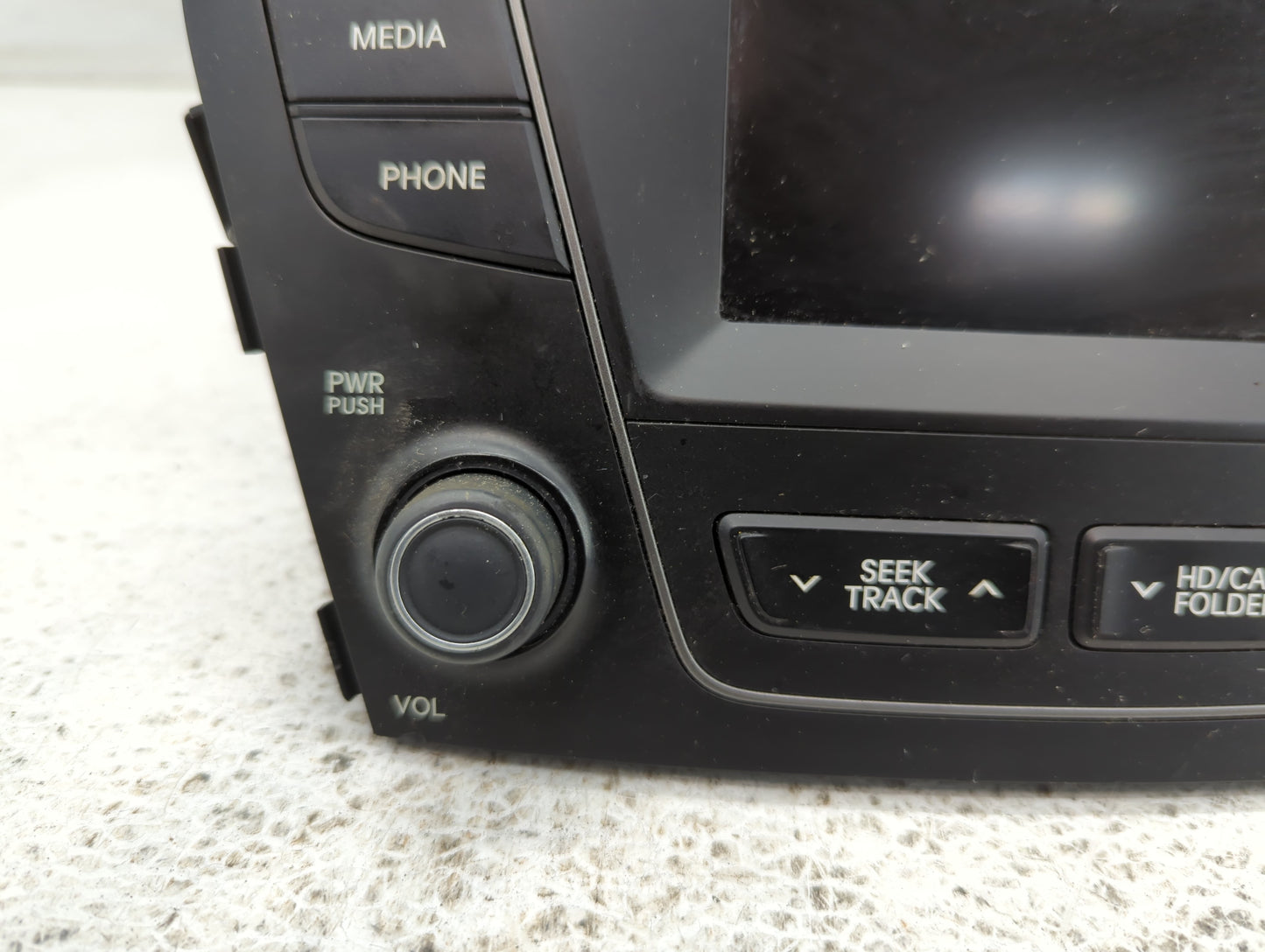 2013-2016 Hyundai Santa Fe Am Fm Cd Player Radio Receiver - Oemusedautoparts1.com