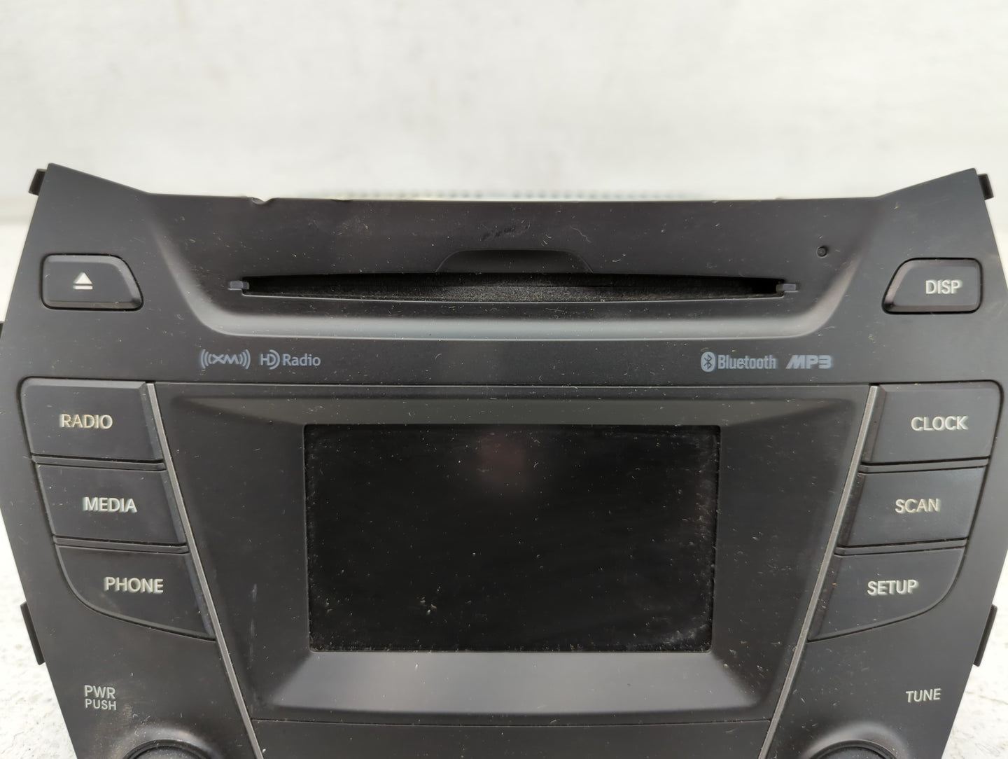 2013-2016 Hyundai Santa Fe Am Fm Cd Player Radio Receiver - Oemusedautoparts1.com