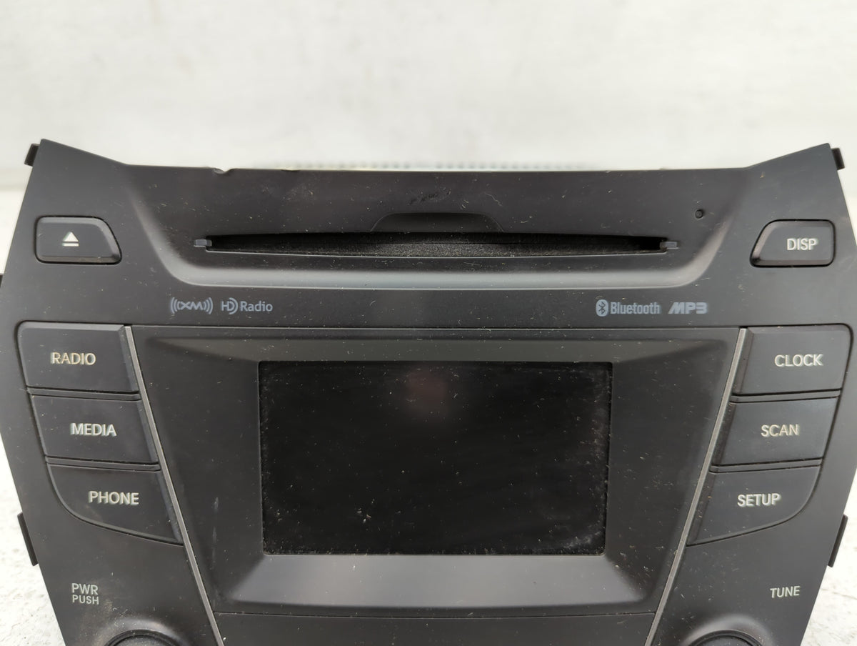2013-2016 Hyundai Santa Fe Am Fm Cd Player Radio Receiver 713137 - Oemusedautoparts1.com