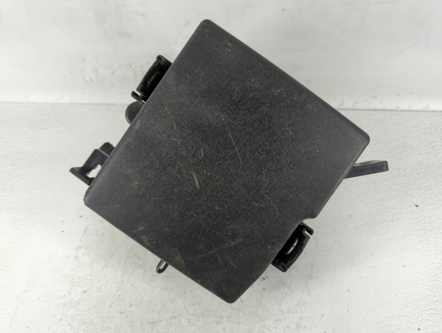2014 Hyundai Santa Fe Fusebox Fuse Box Panel Relay Module P/N:91941-4Z011QQH Fits OEM Used Auto Parts - Oemusedautoparts1.co