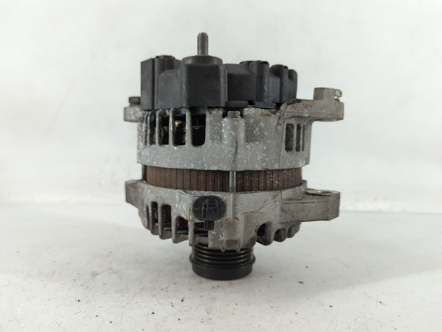 2014 Hyundai Santa Fe Alternator Replacement Generator Charging Assembly Engine OEM P/N:2612017B 37300-2G800 Fits OEM Used A