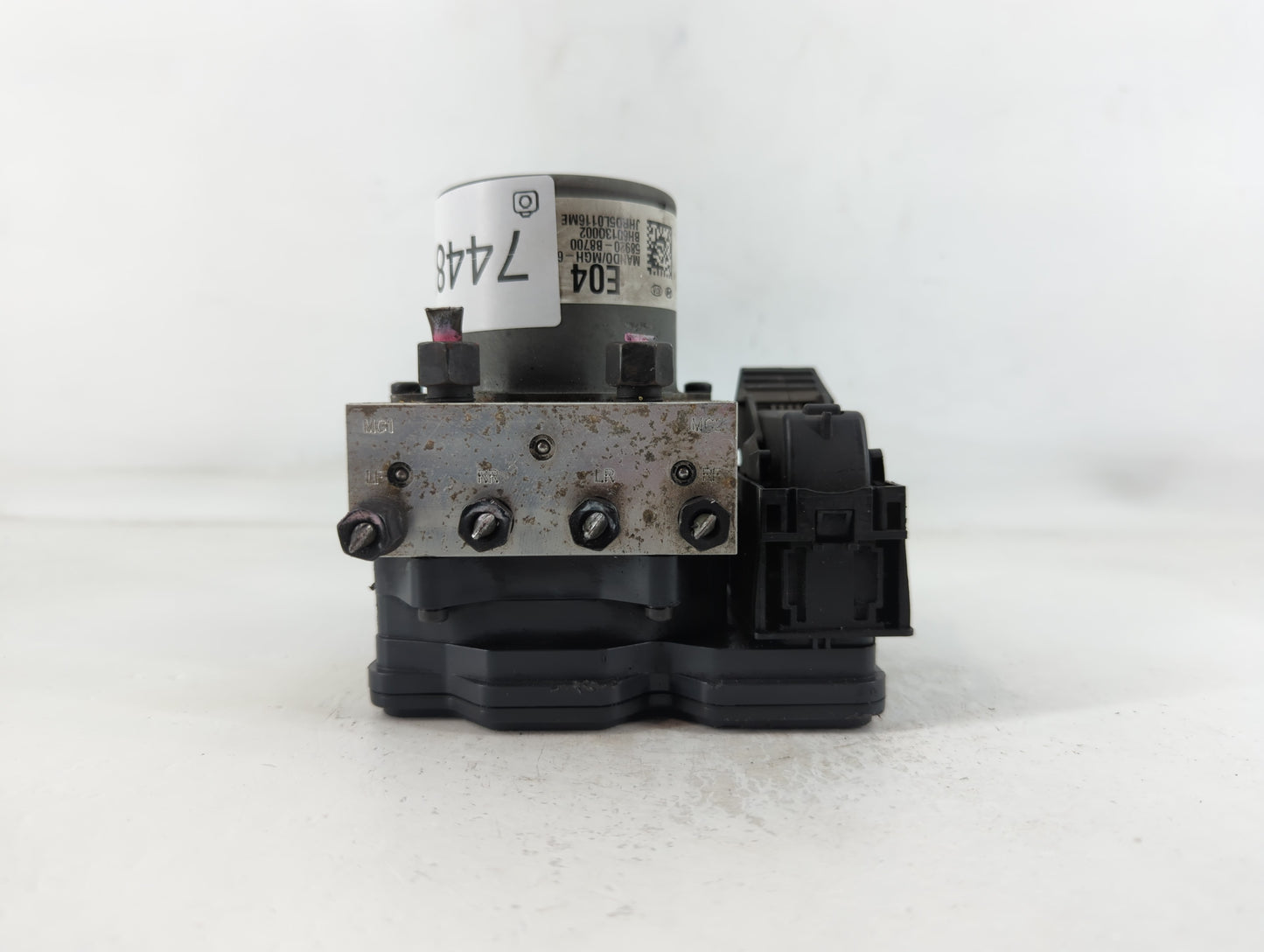 2013-2016 Hyundai Santa Fe ABS Pump Control Module Replacement P/N:58920-B8700 Fits Fits 2013 2014 2015 2016 OEM Used Auto P