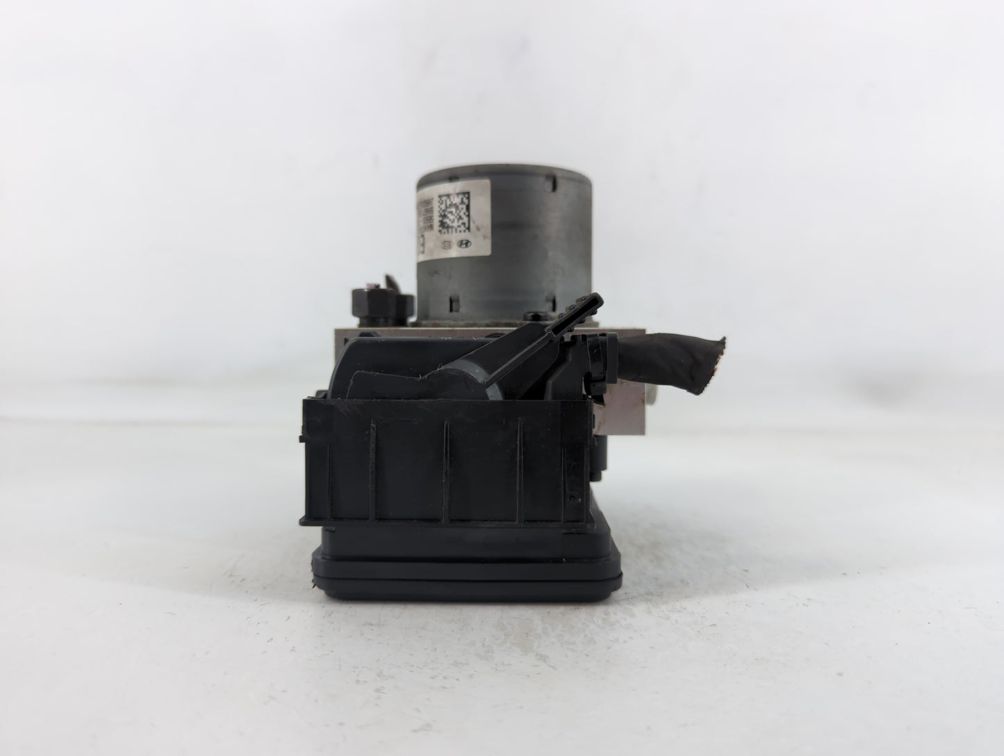 2013-2016 Hyundai Santa Fe ABS Pump Control Module Replacement P/N:58920-B8700 Fits Fits 2013 2014 2015 2016 OEM Used Auto P