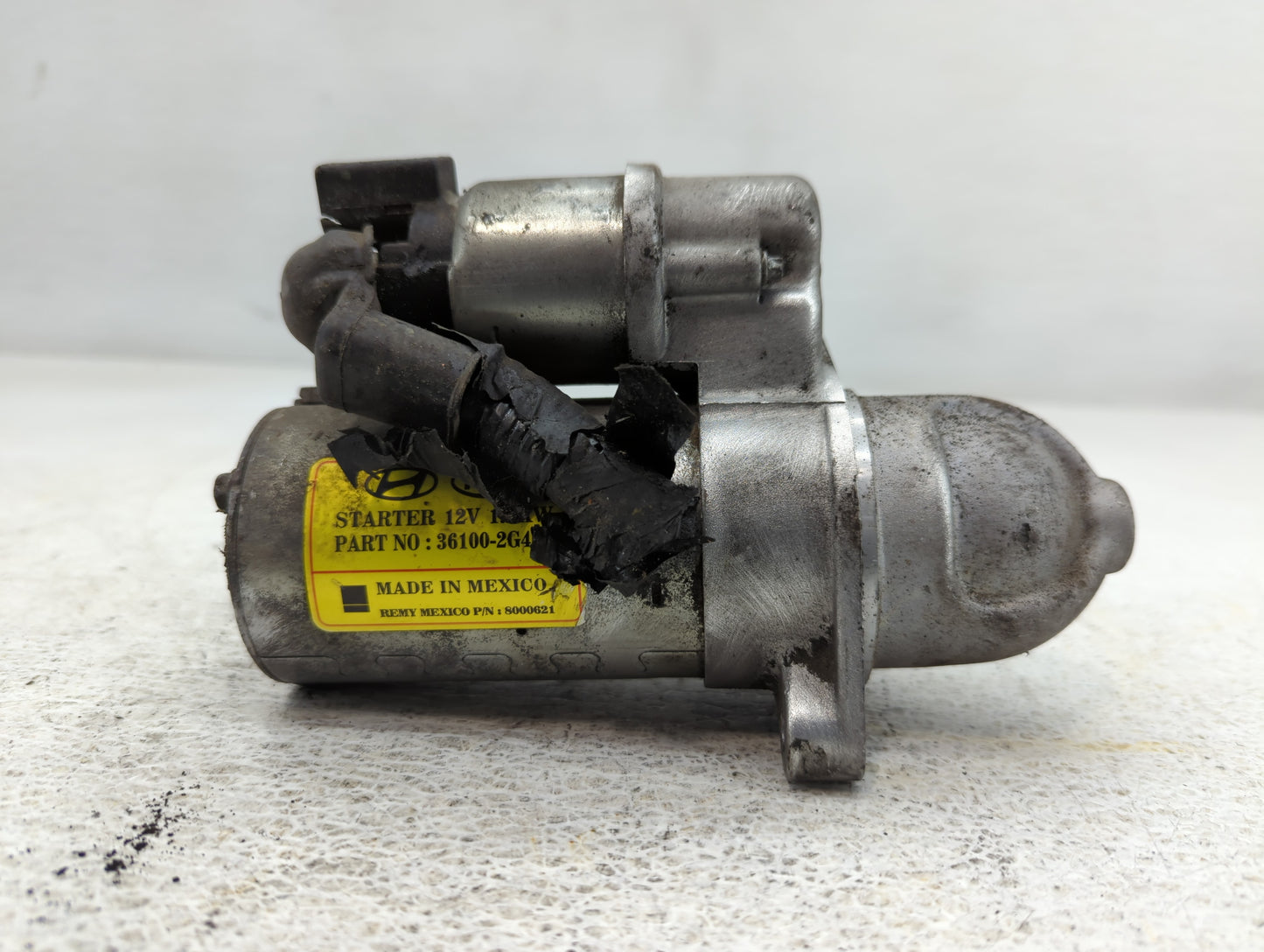 2014-2016 Hyundai Santa Fe Car Starter Motor Solenoid OEM P/N:36100-2G400 Fits Fits 2014 2015 2016 OEM Used Auto Parts - Oem
