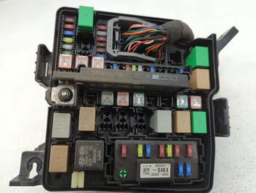 2014 Hyundai Santa Fe Fusebox Fuse Box Panel Relay Module P/N:N91210-B8561 Fits OEM Used Auto Parts
