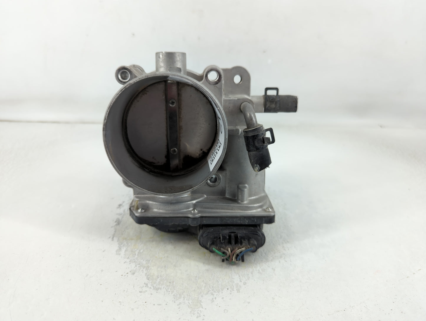 2013-2018 Hyundai Santa Fe Throttle Body P/N:35100-3CAA0 Fits Fits 2012 2013 2014 2015 2016 2017 2018 OEM Used Auto Parts - 